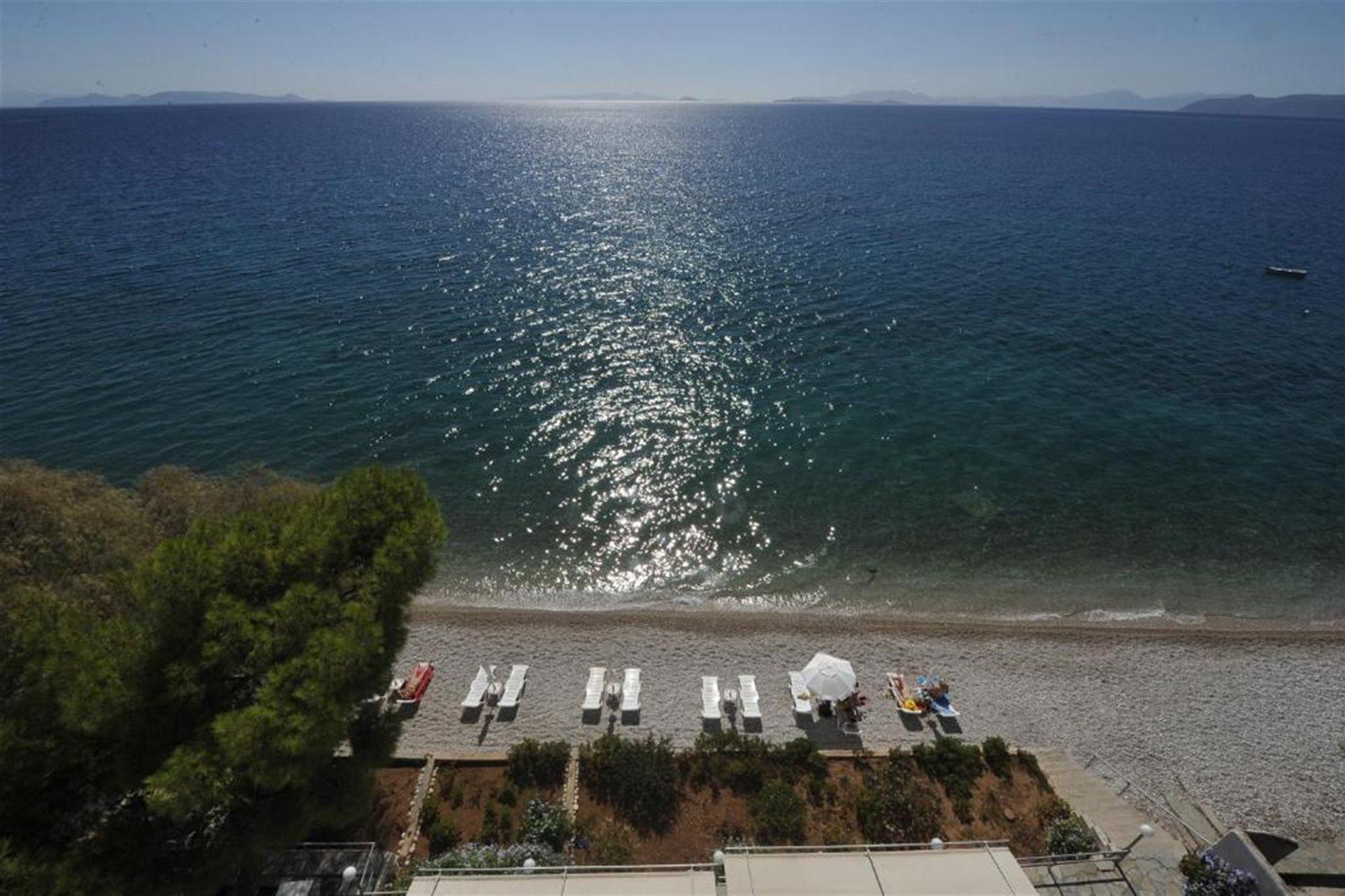 Siagas Beach Hotel Agioi Theodoroi Exterior photo