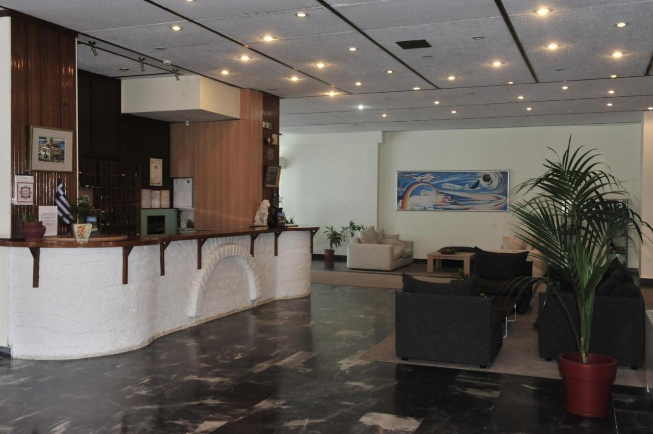 Siagas Beach Hotel Agioi Theodoroi Exterior photo