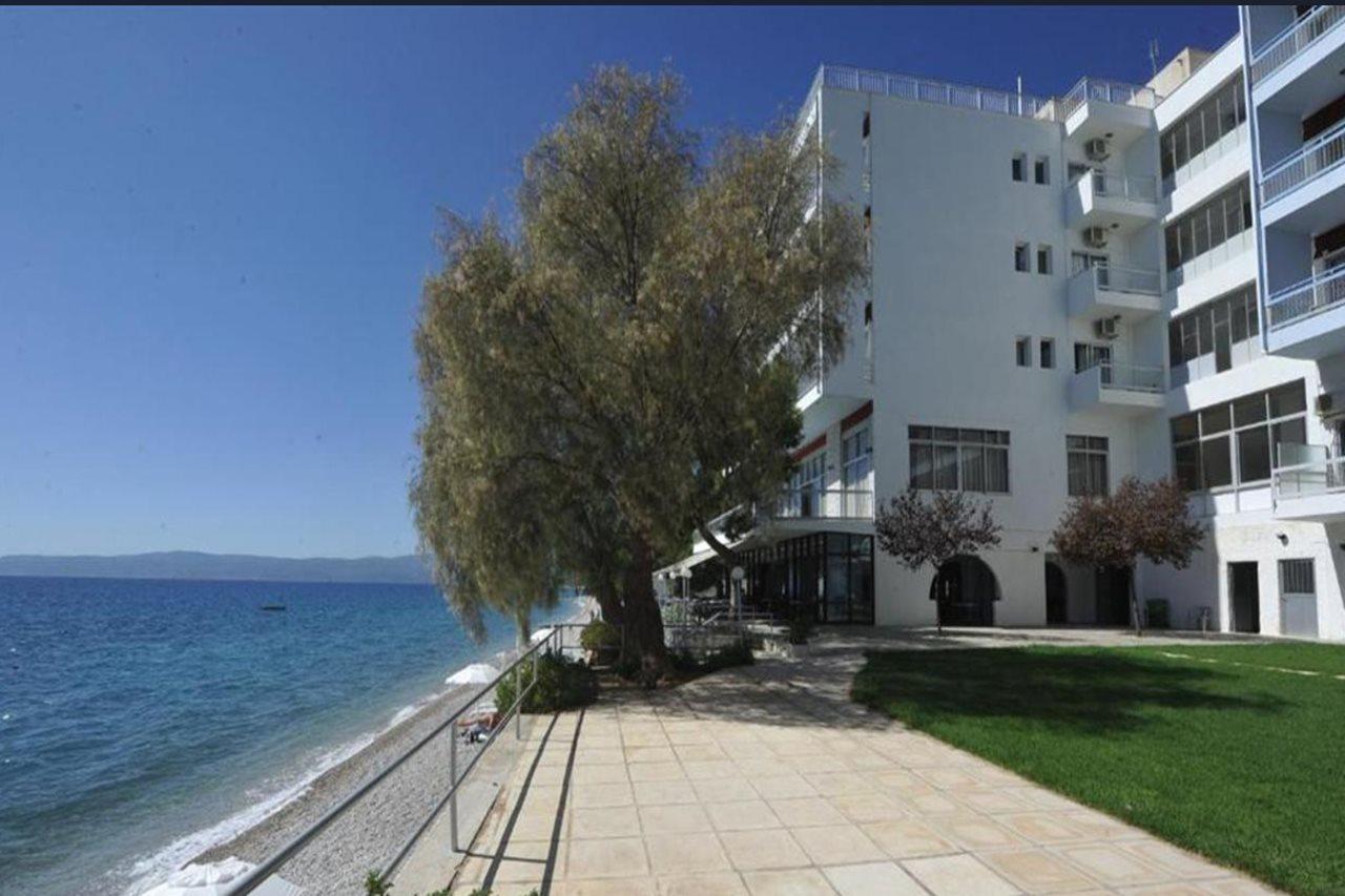 Siagas Beach Hotel Agioi Theodoroi Exterior photo