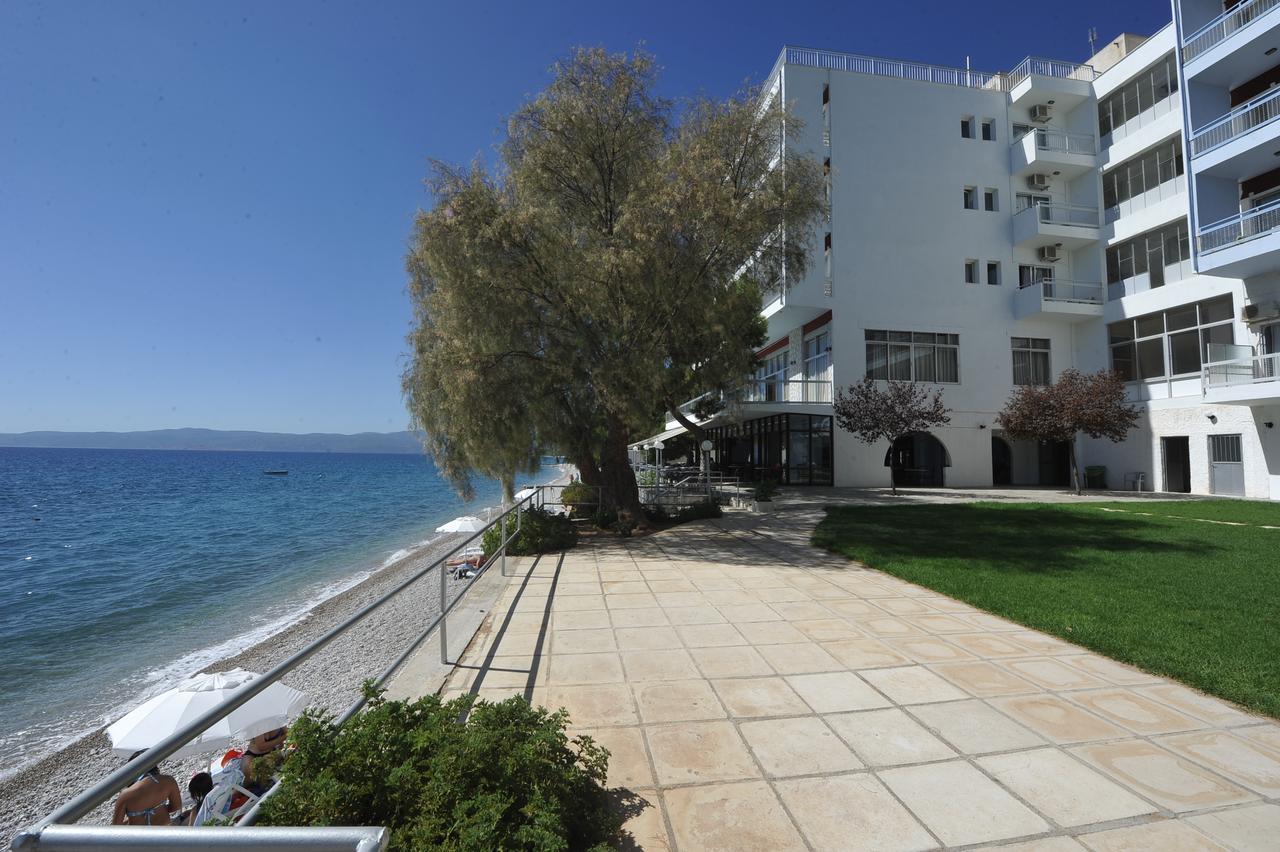 Siagas Beach Hotel Agioi Theodoroi Exterior photo